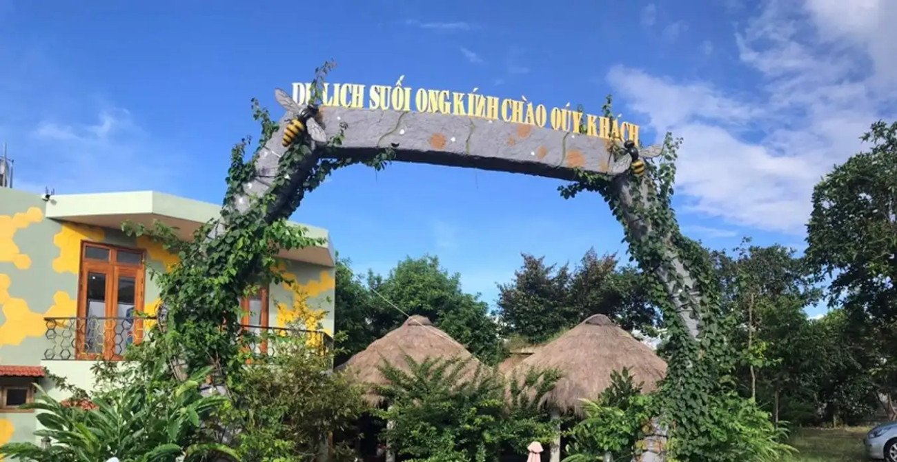 Khu du lịch Suối Ong - Chơi gì? Ăn gì?